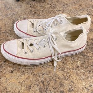 Chuck Taylor Converse All Star Classic - White size 10